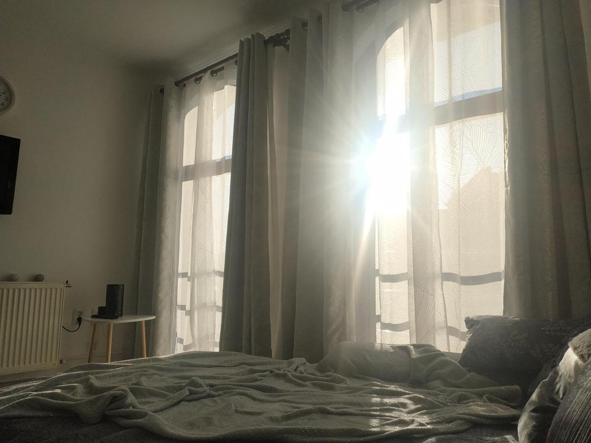 Appartement Miska Houze à Oradea Extérieur photo